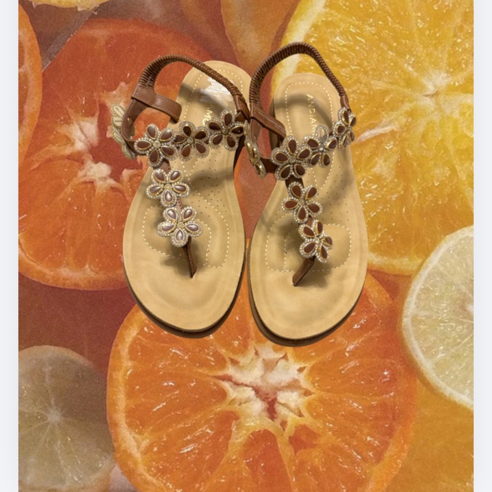 Chic Tan Sandals with Floral Design